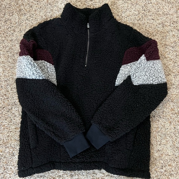 Maurice’s size M fluffy sweater - Picture 1 of 4